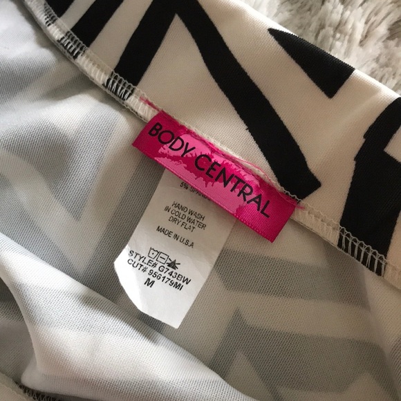 Skater skirt - Picture 2 of 2